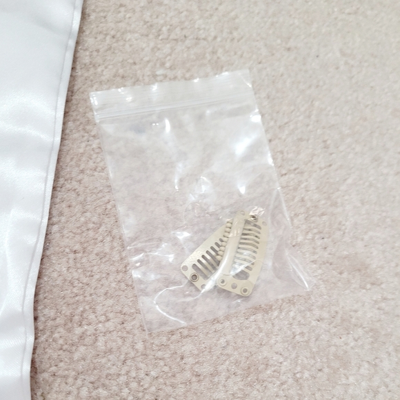 NEW Lauren Ashtyn Elsie Light Volume Hair Topper Neutral Blonde 100% Human Hair - Picture 10 of 15